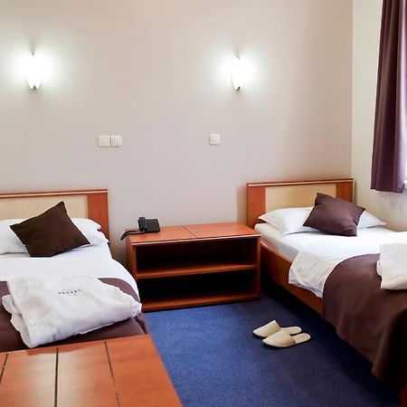 Hotel Pakrac Extérieur photo
