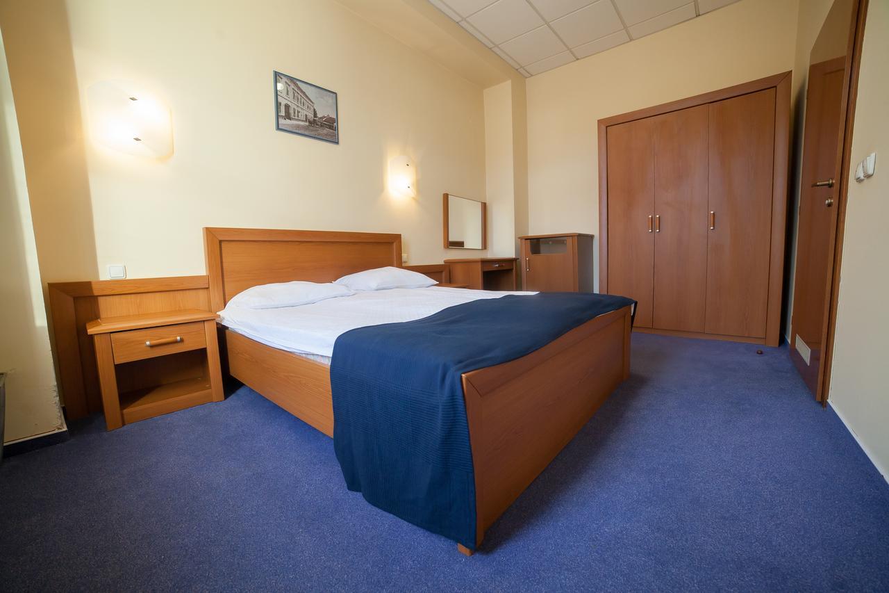 Hotel Pakrac Extérieur photo