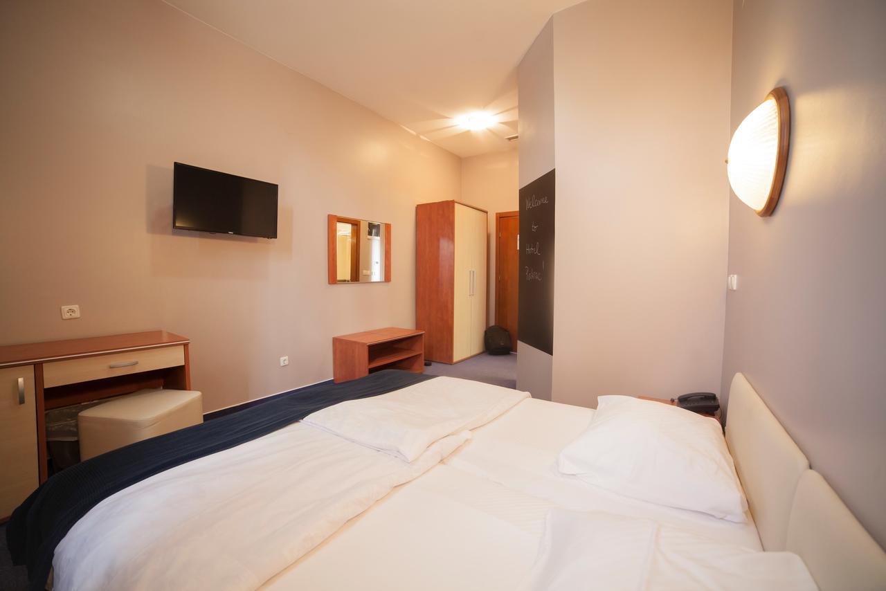 Hotel Pakrac Extérieur photo