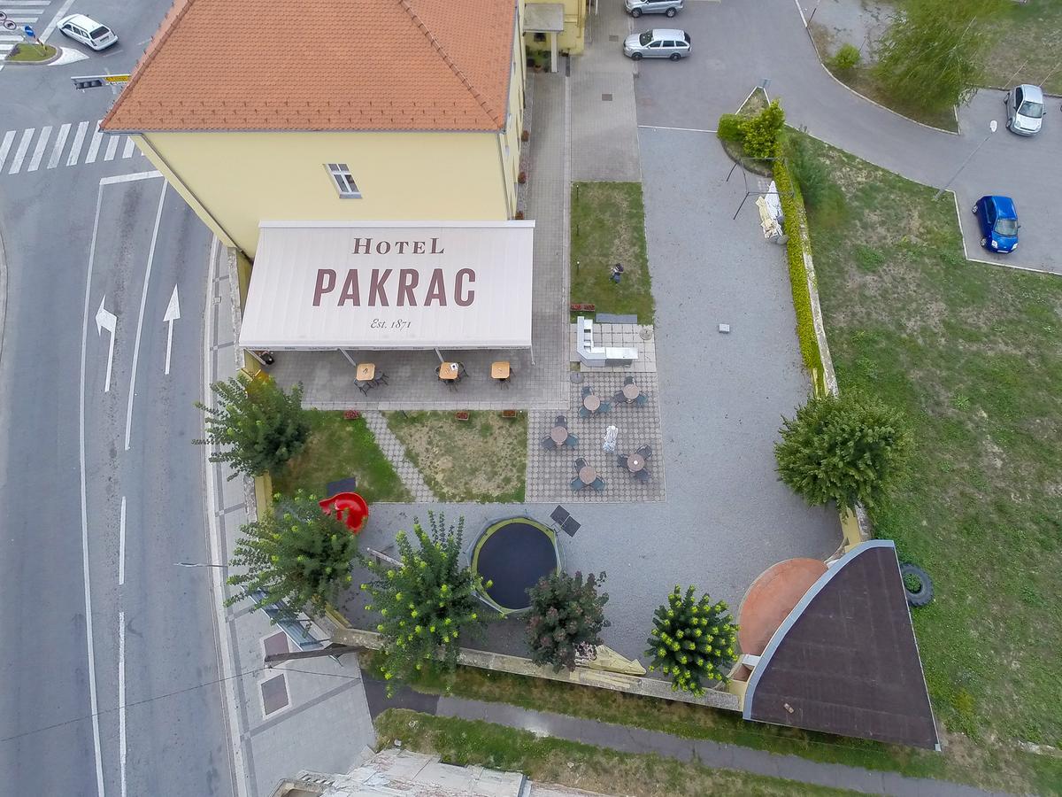 Hotel Pakrac Extérieur photo