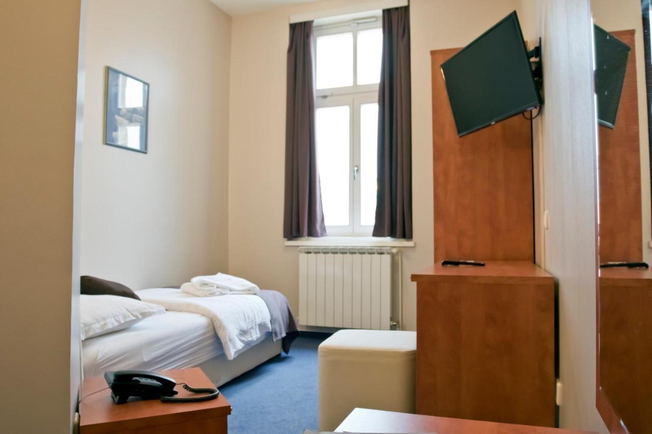 Hotel Pakrac Extérieur photo
