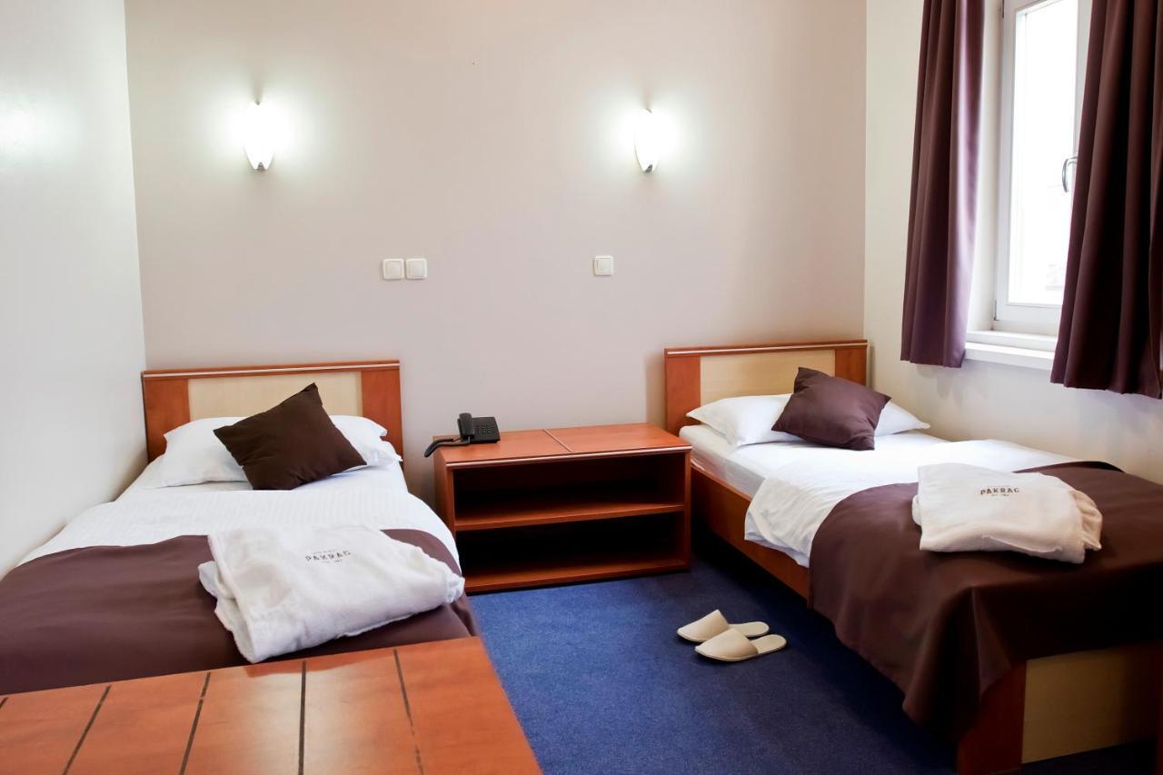 Hotel Pakrac Extérieur photo